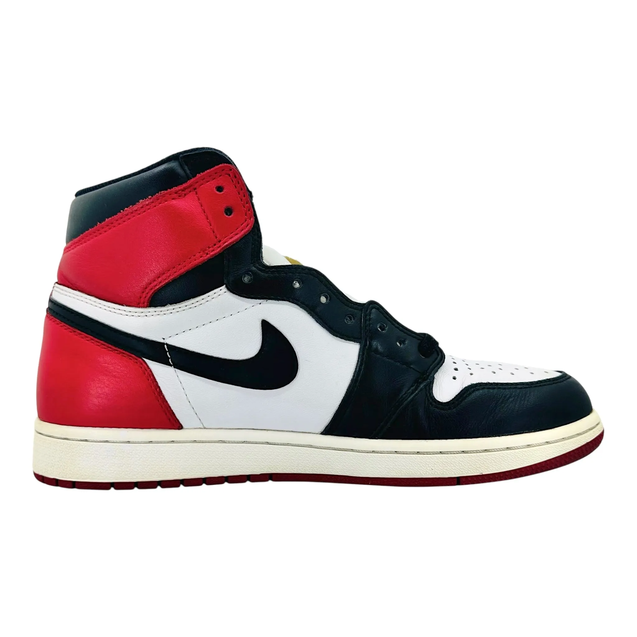 Air Jordan 1 Retro High Black Toe (2016) Pre-Owned