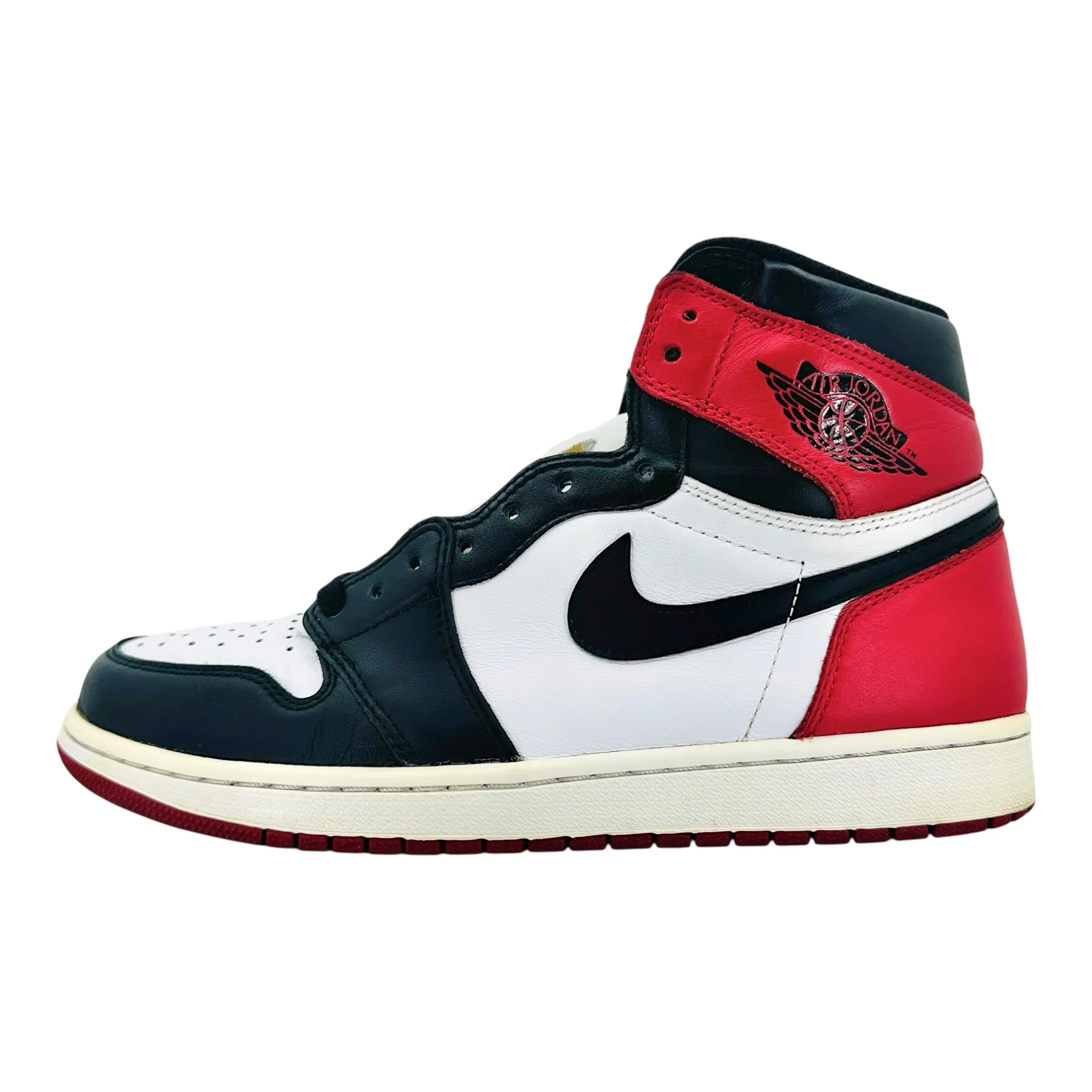 Air Jordan 1 Retro High Black Toe (2016) Pre-Owned