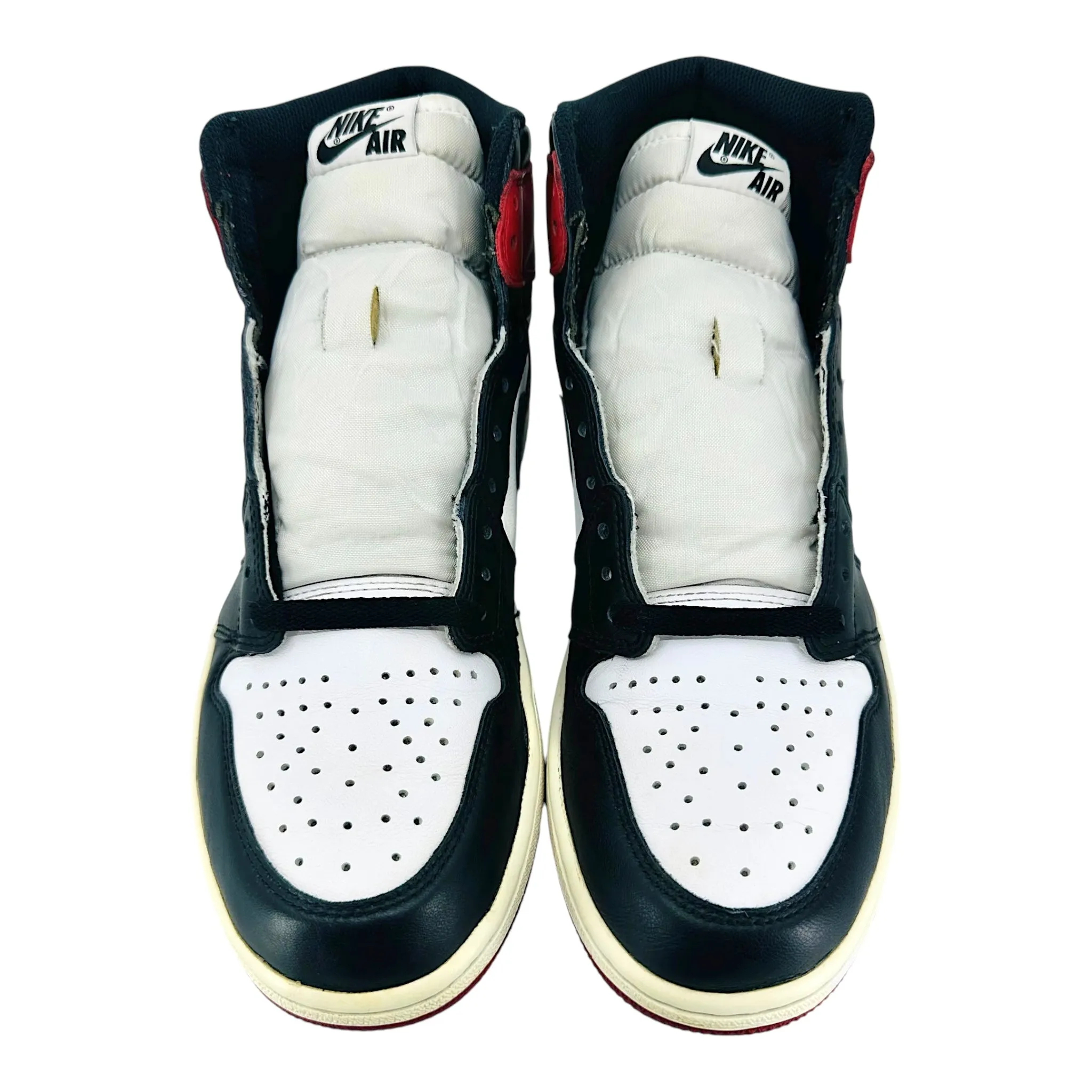 Air Jordan 1 Retro High Black Toe (2016) Pre-Owned