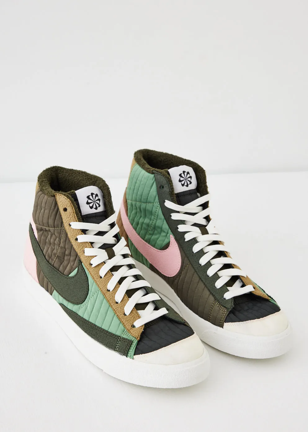 Blazer Mid '77 Premium Sneakers