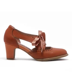 Chelsea Crew 1930s Tan Leather Bow Oxford Heels