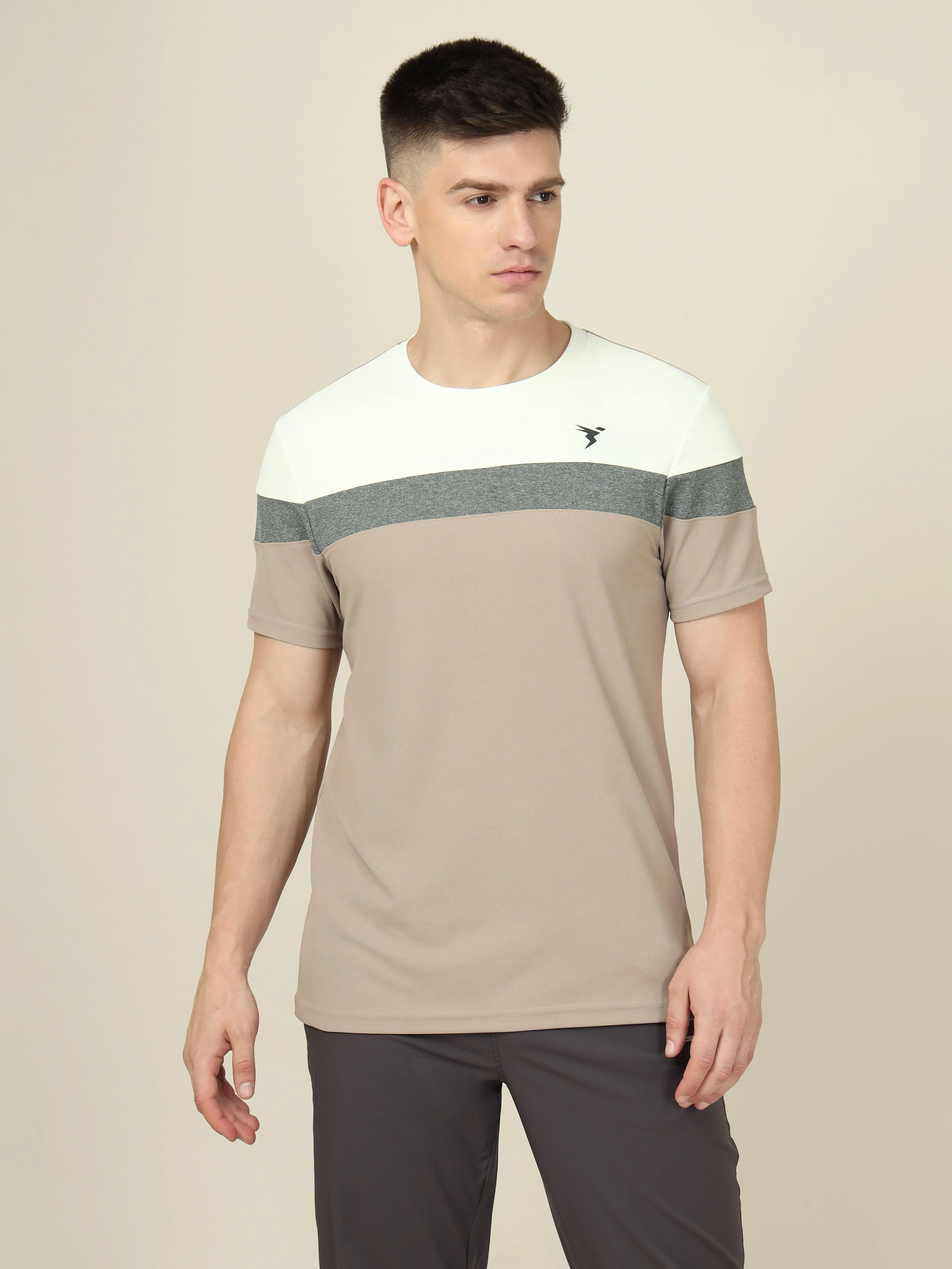 Men Colorblock Slim Fit Crew Neck T-shirt with MATPIQ