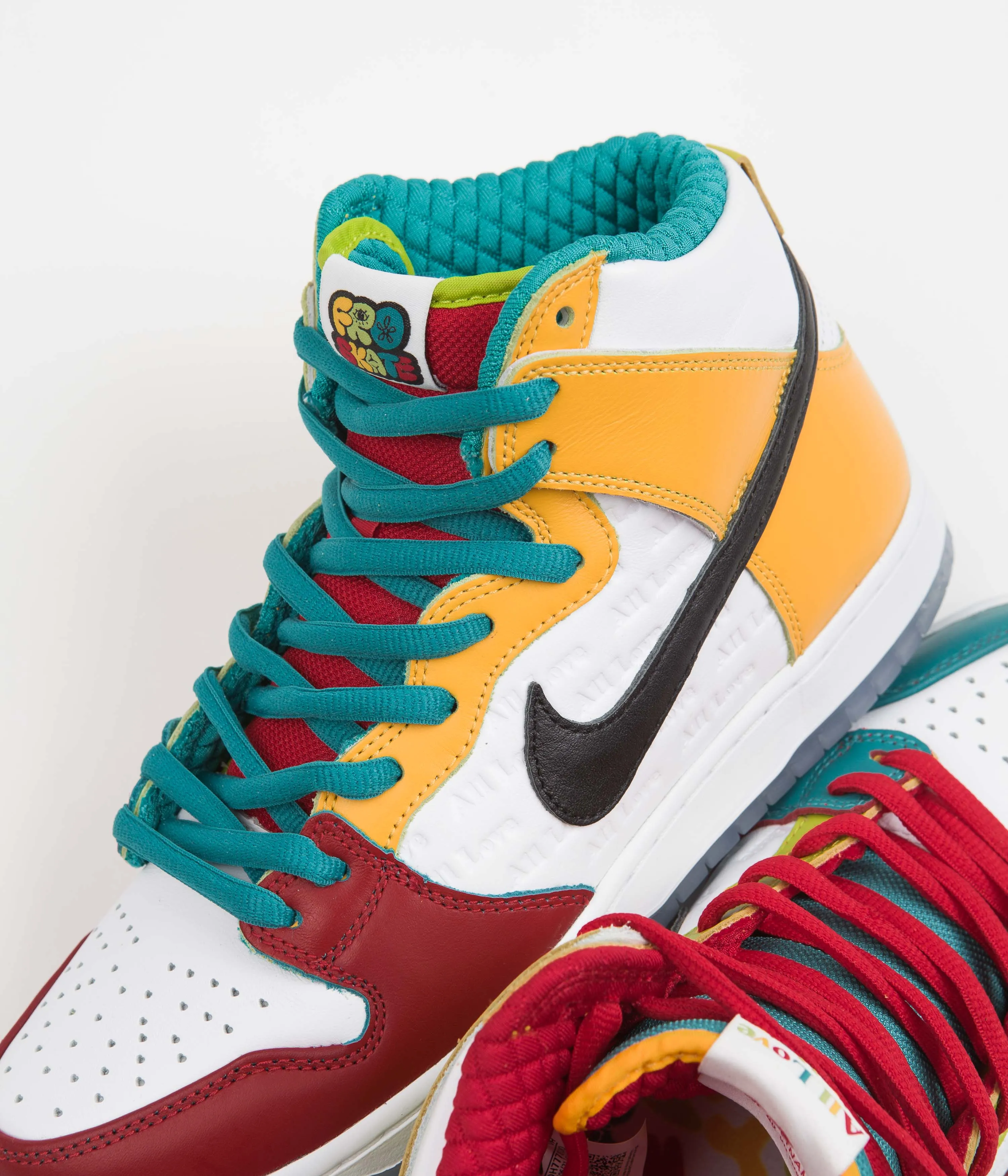 Nike SB x froSkate Dunk High Pro 'All Love' Shoes - White / Metallic Gold - University Red