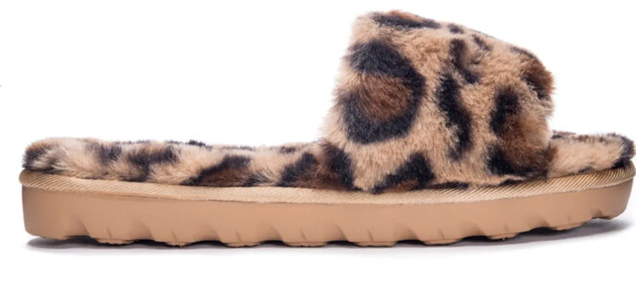 Rally Faux Leopard Slipper