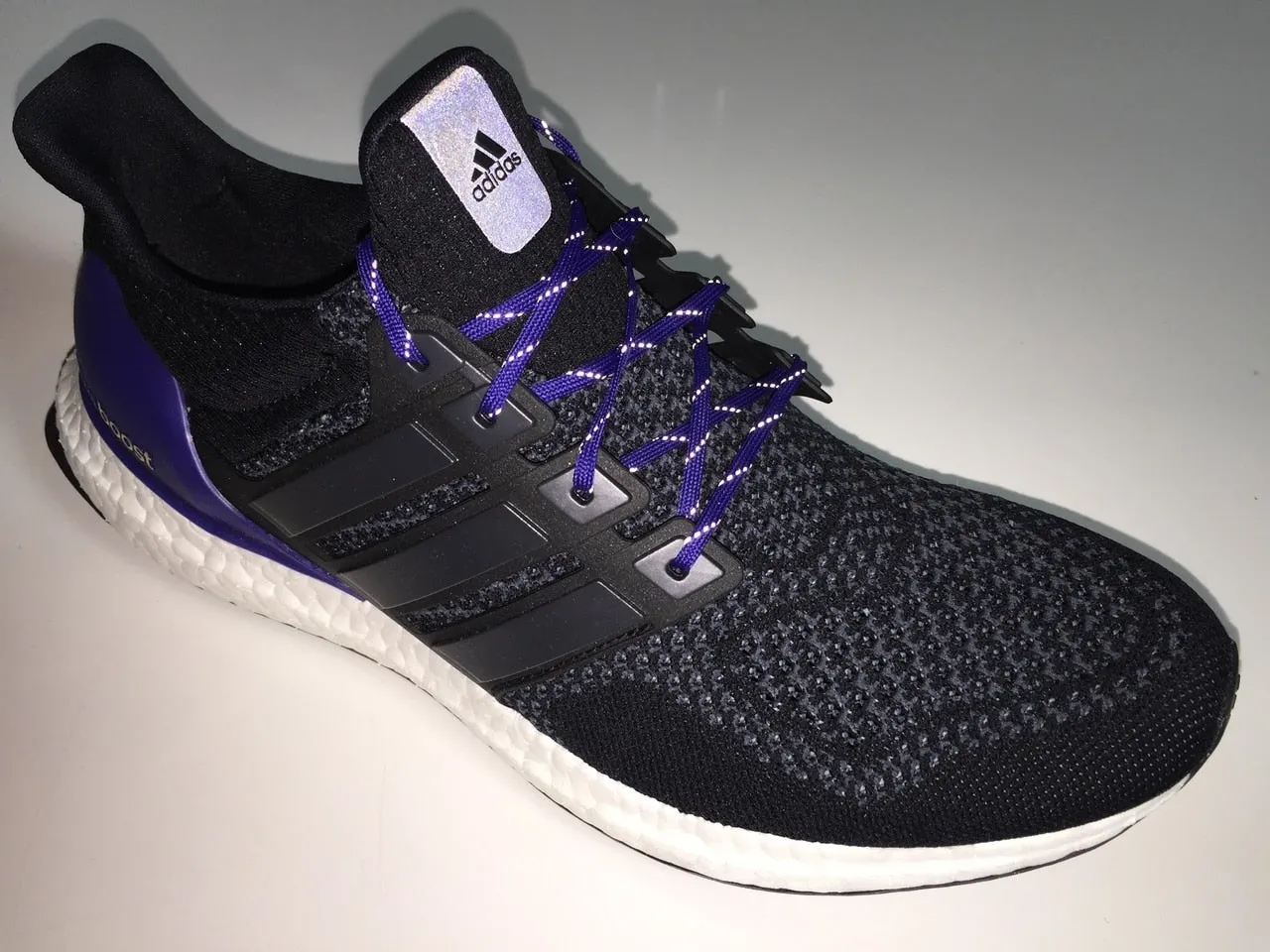 SR4U Reflective Laces Purple