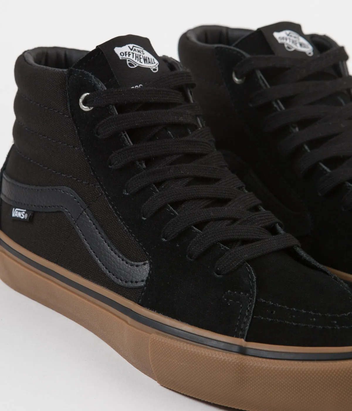 Vans Sk8-Hi Pro Shoes - Black / Gum