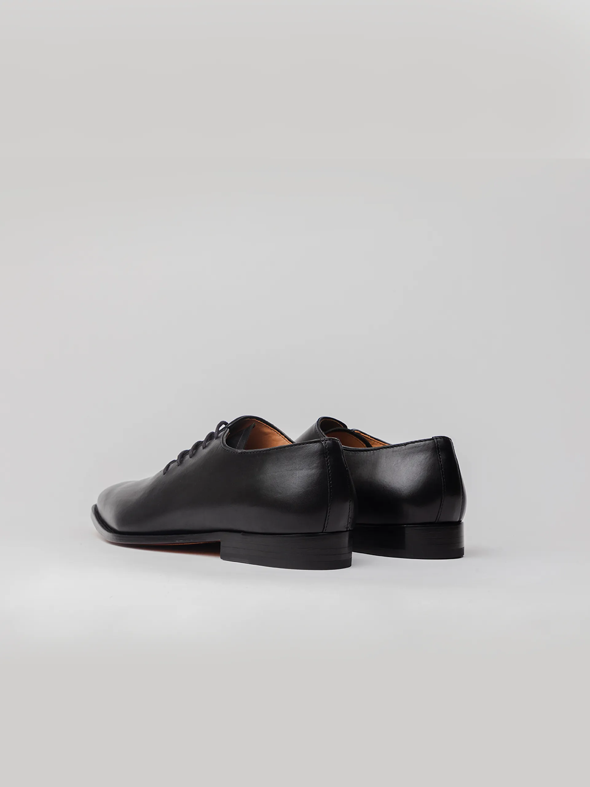 Verrill Oxford - Black